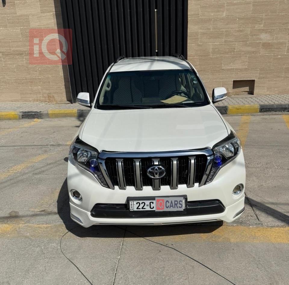 تۆیۆتا لاندكروزر پرادۆ